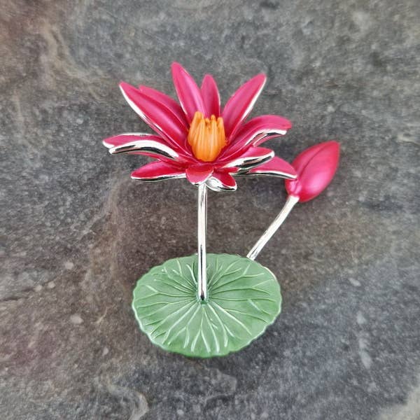 Water Lily Pad Brooch Silver Plated